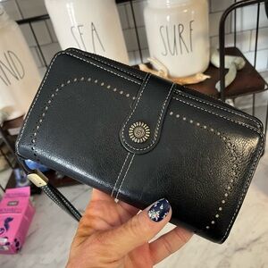 Charm infinite Elegant Black Women's Wallet with RFID technology